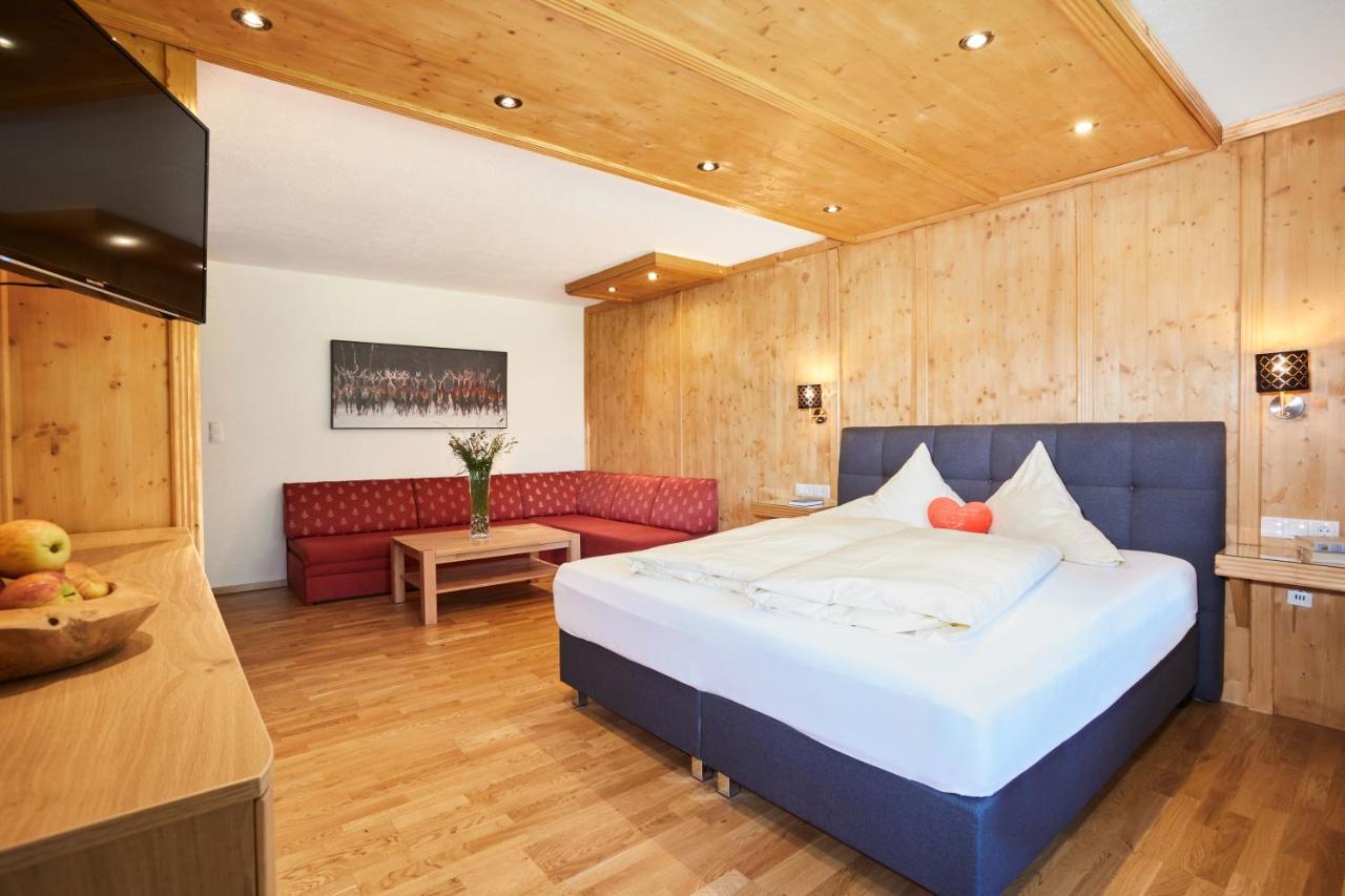 Hotel Hubertushof - Ihr Hotel Mit Herz Leutasch Quarto foto