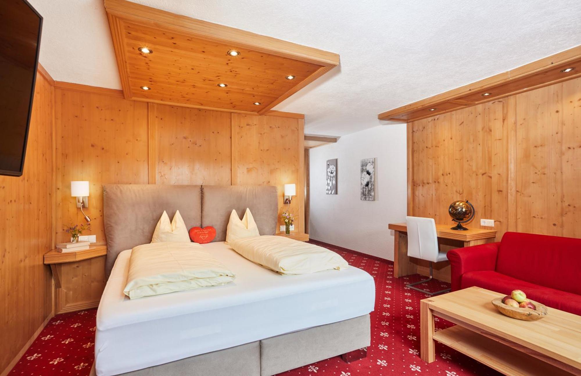 Hotel Hubertushof - Ihr Hotel Mit Herz Leutasch Quarto foto