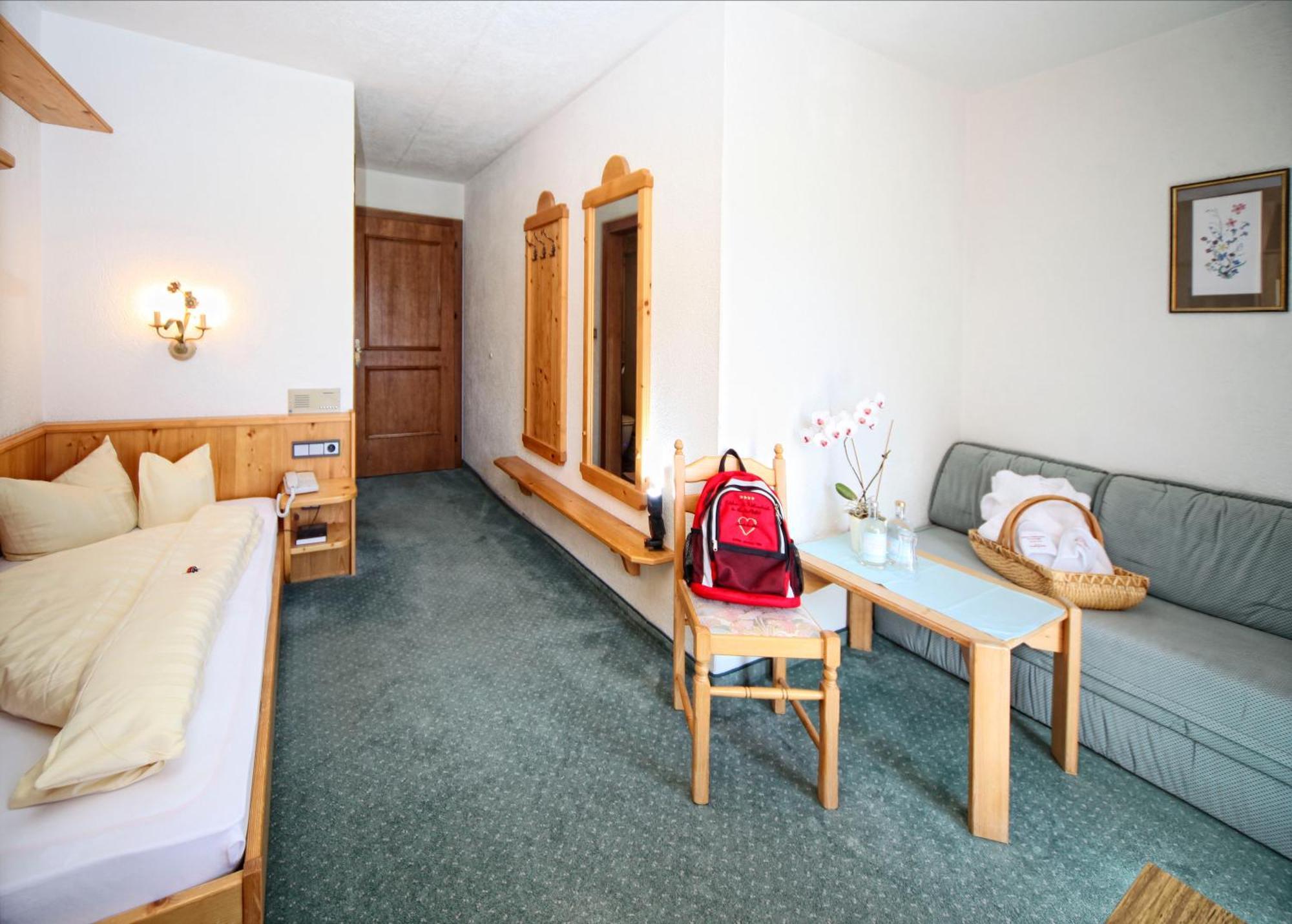 Hotel Hubertushof - Ihr Hotel Mit Herz Leutasch Quarto foto